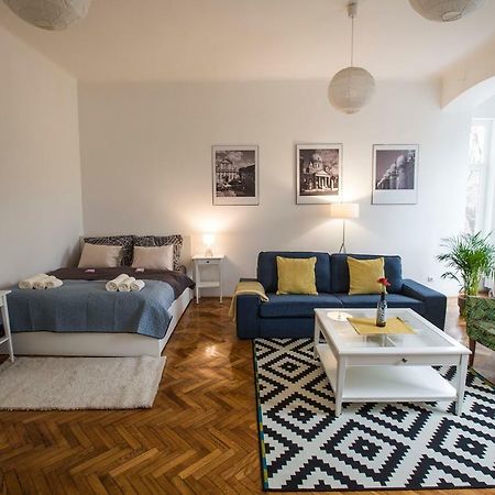 Zagreb Vacations Apartamento Exterior foto