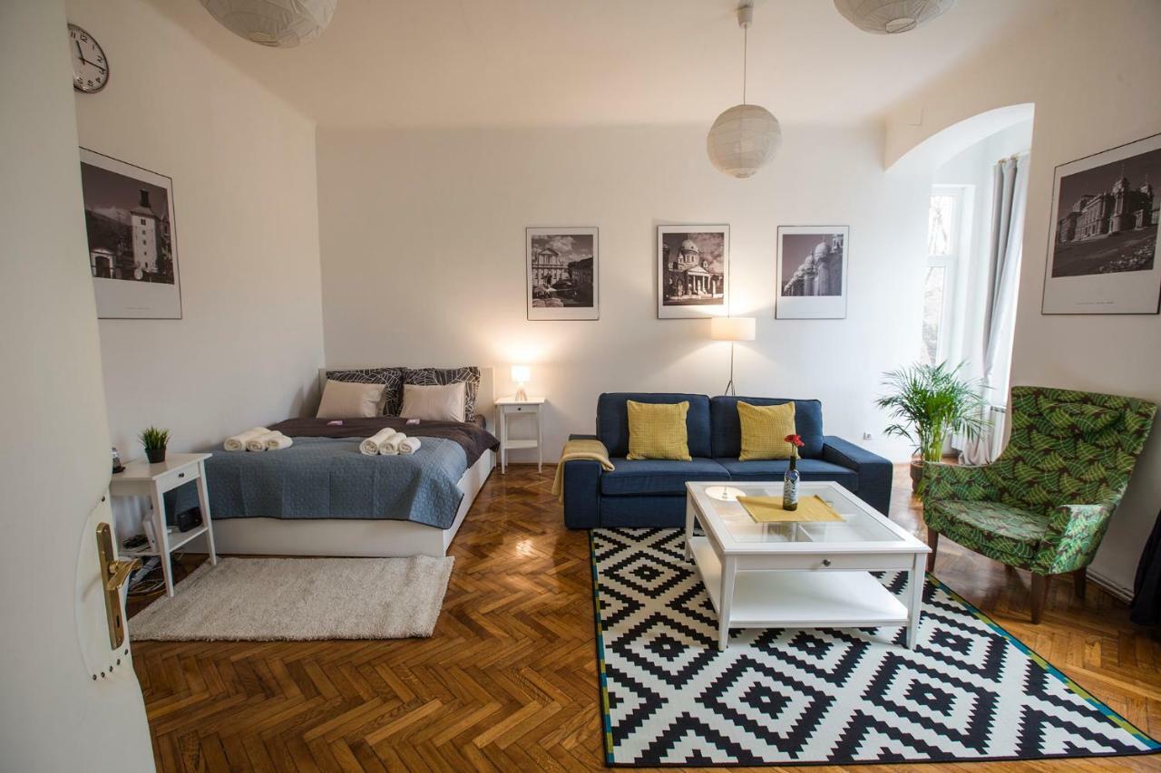 Zagreb Vacations Apartamento Exterior foto